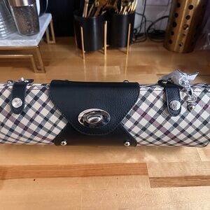 Elegant Black and White Plaid Women's Travel Wine Bag